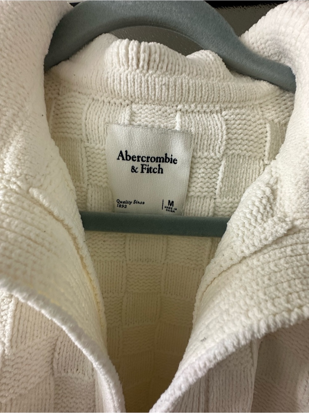 Abercrombie & Fitch Cream Textured Knit V‑Neck Polo Sweater - Picture 2 of 3